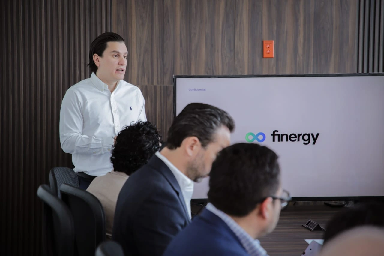 Firma del convenio del Fondo Solar Jalisco